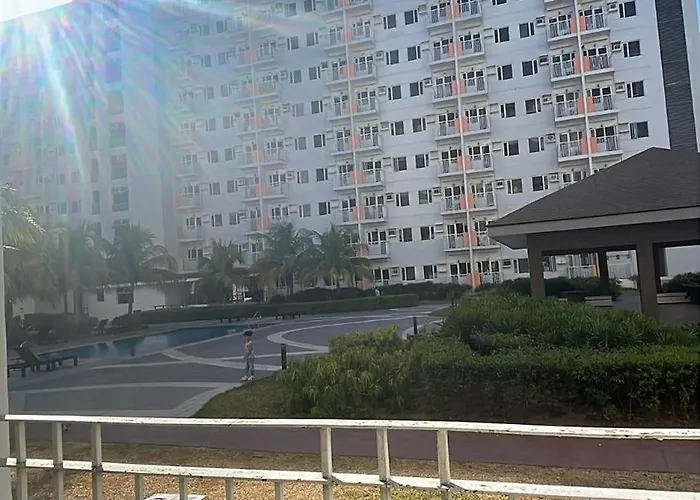 Field Residences Pool View With Balcony Near Airport Behind Sm Sucat