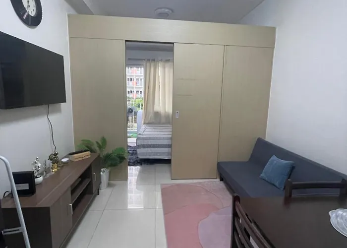 Field Residences Pool View With Balcony Near Airport Behind Sm Sucat