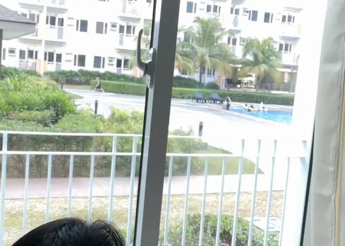 Field Residences Pool View With Balcony Near Airport Behind Sm Sucat * Manila