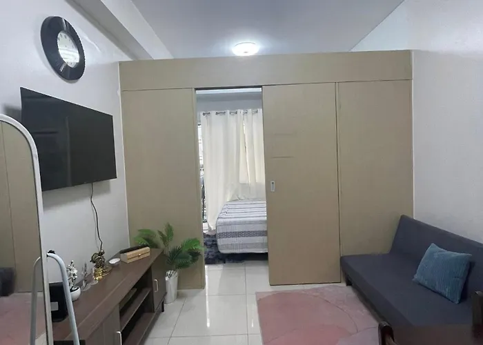 Field Residences Pool View With Balcony Near Airport Behind Sm Sucat Manila